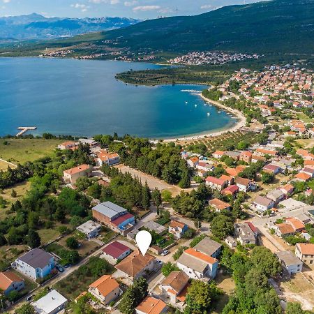 Apartmani Mila Gornji Karin Εξωτερικό φωτογραφία