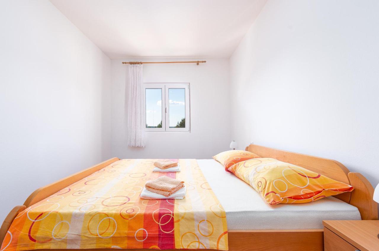 Apartmani Mila Gornji Karin Εξωτερικό φωτογραφία