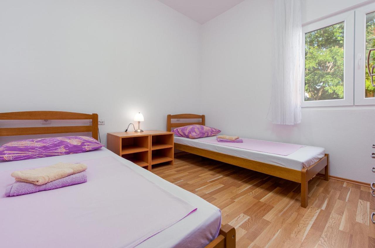 Apartmani Mila Gornji Karin Εξωτερικό φωτογραφία