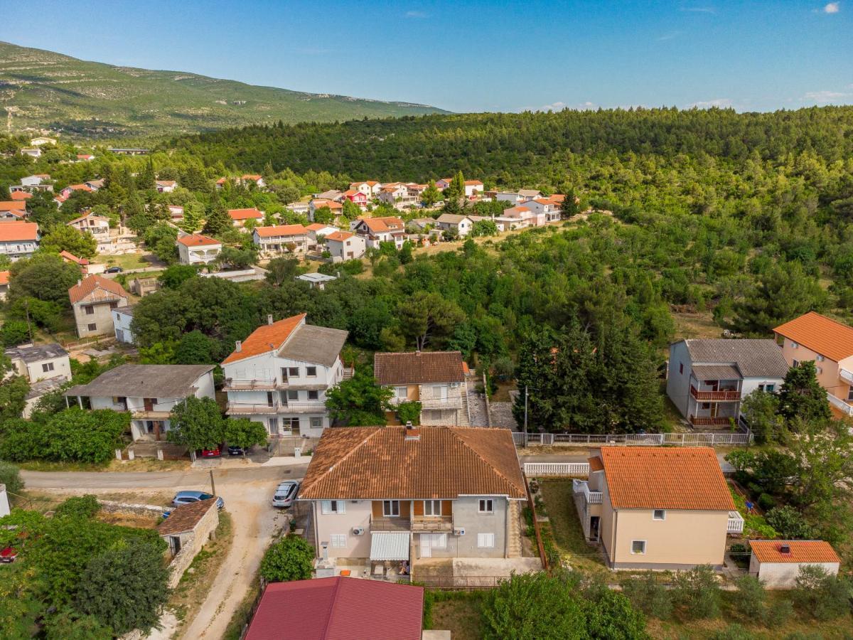 Apartmani Mila Gornji Karin Εξωτερικό φωτογραφία