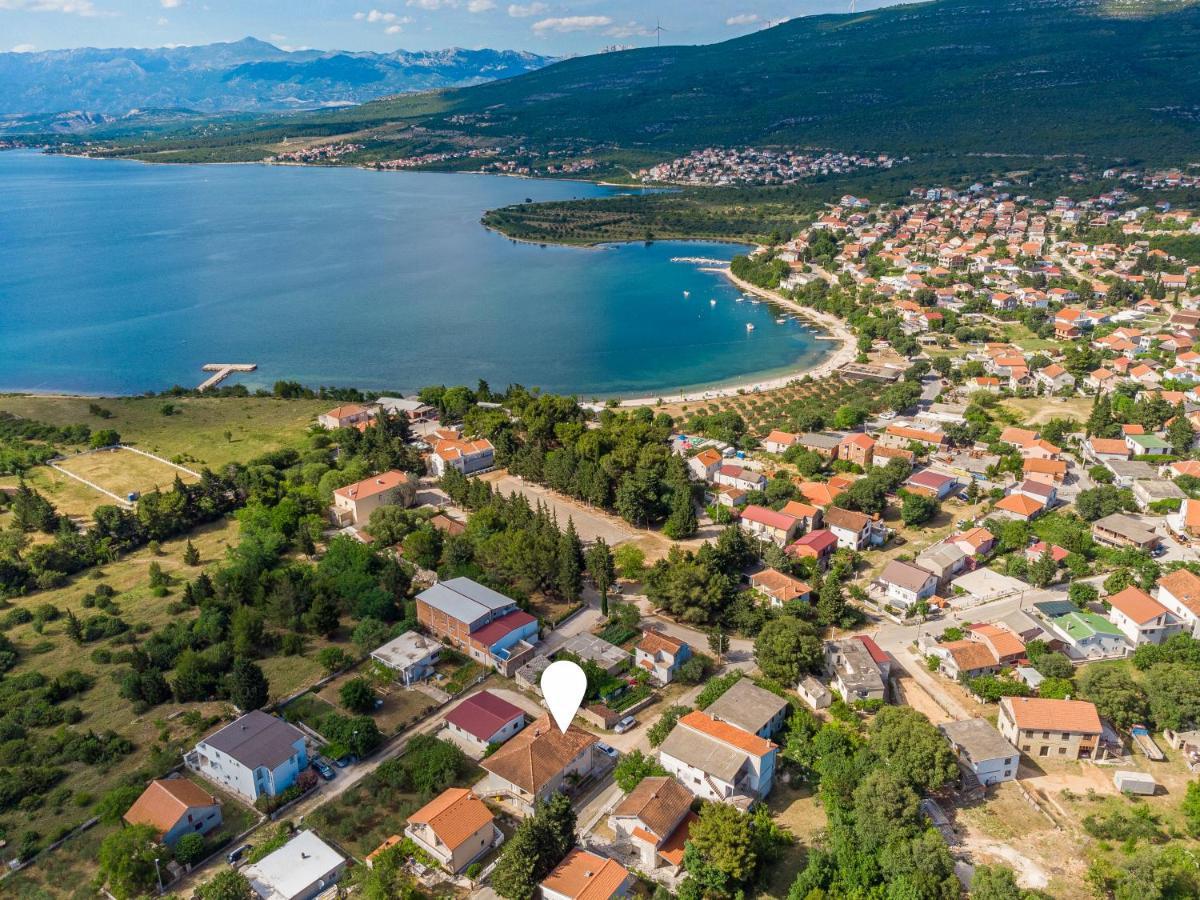 Apartmani Mila Gornji Karin Εξωτερικό φωτογραφία